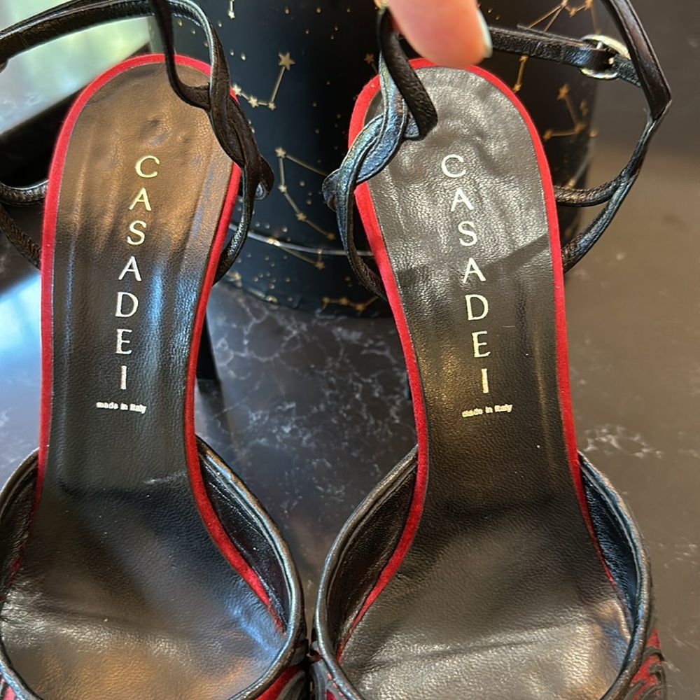 Casadei vintage red pumps - Picture 8 of 10